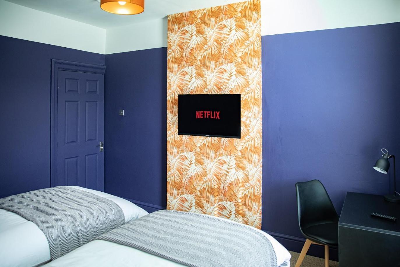 The Rockfield By Serene Stylish 6br Near Anfield With Bar Parking Virgin Media And Fast Wifi *