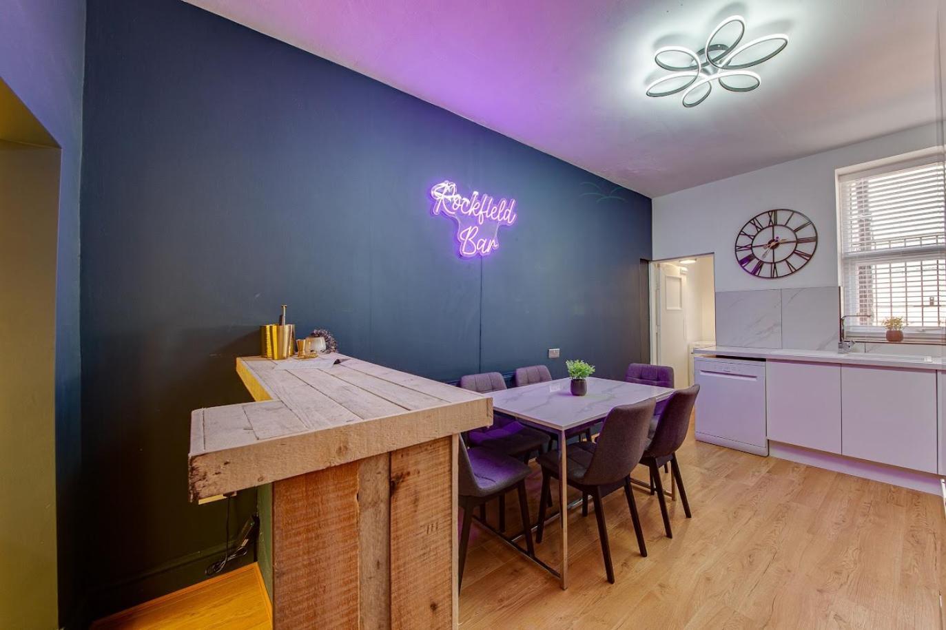 Gasthuis The Rockfield By Serene Stylish 6br Near Anfield With Bar Parking Virgin Media And Fast Wifi *