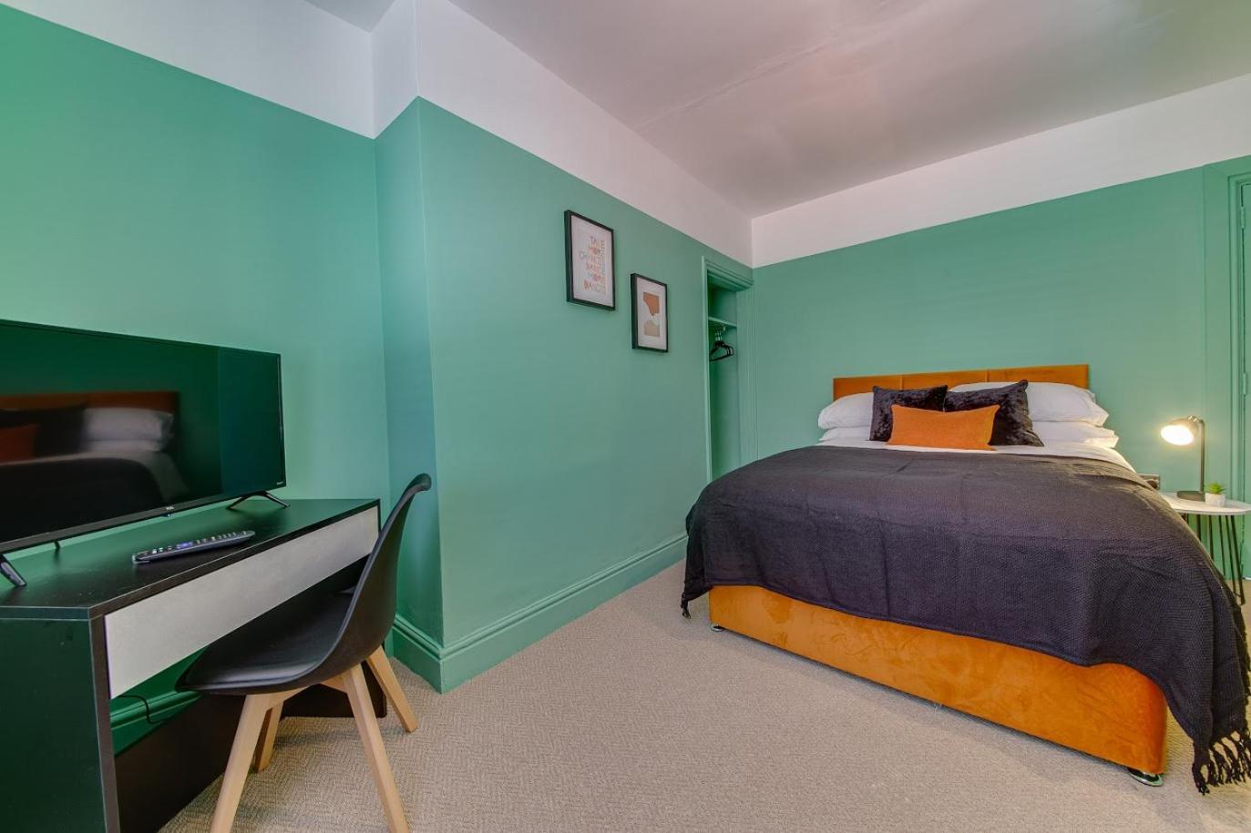 The Rockfield By Serene Stylish 6br Near Anfield With Bar Parking Virgin Media And Fast Wifi Gasthuis