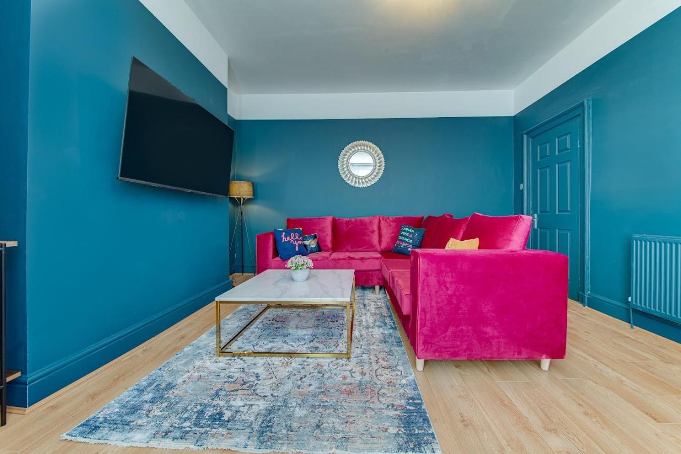The Rockfield By Serene Stylish 6br Near Anfield With Bar Parking Virgin Media And Fast Wifi * Liverpool